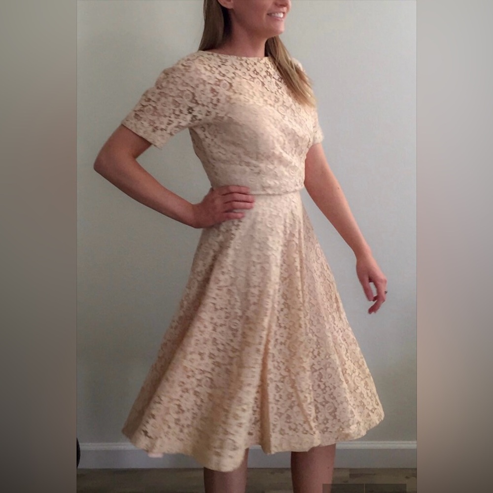 1950s vintage Lace Dress rehearsal dinner wedding bridal champagne party prom